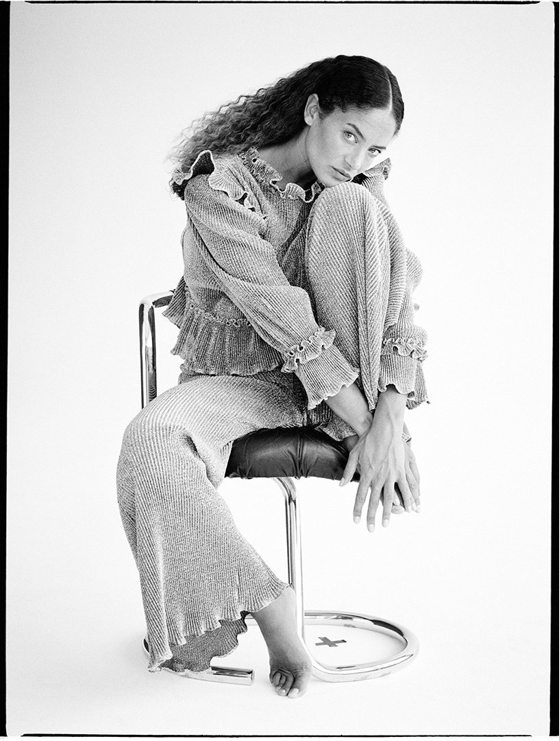 copyright Nadine Ottawa - Annabelle – Real People