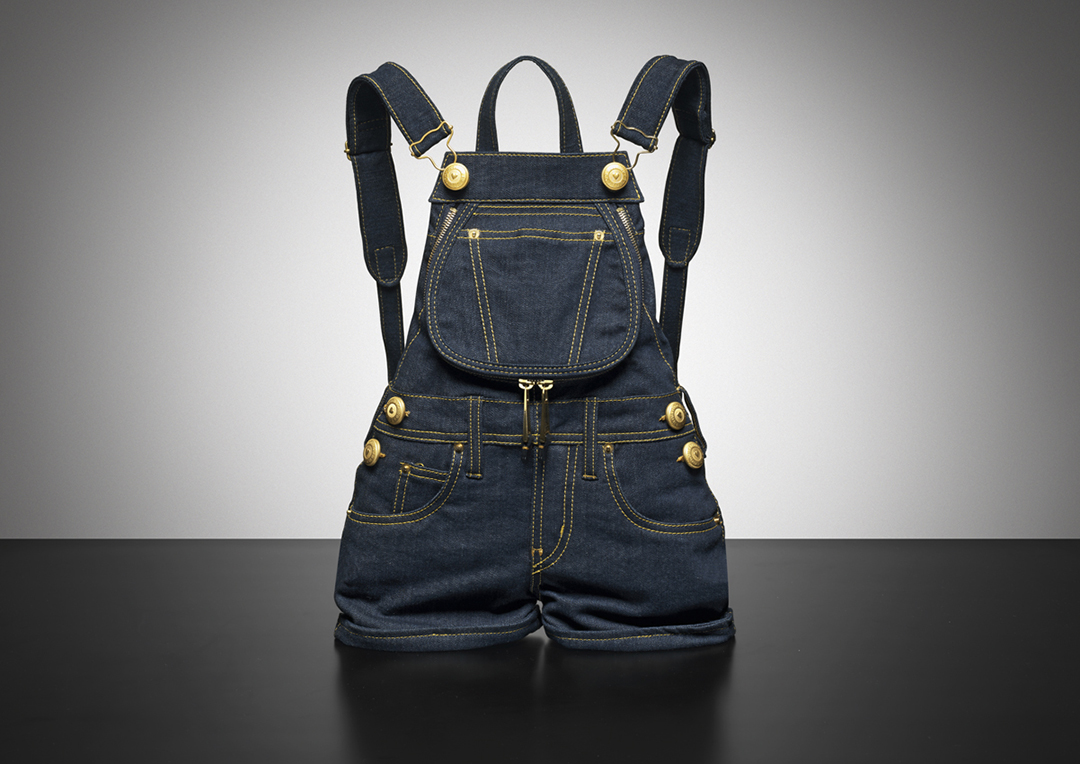 copyright Oriani & Origone - Moschino