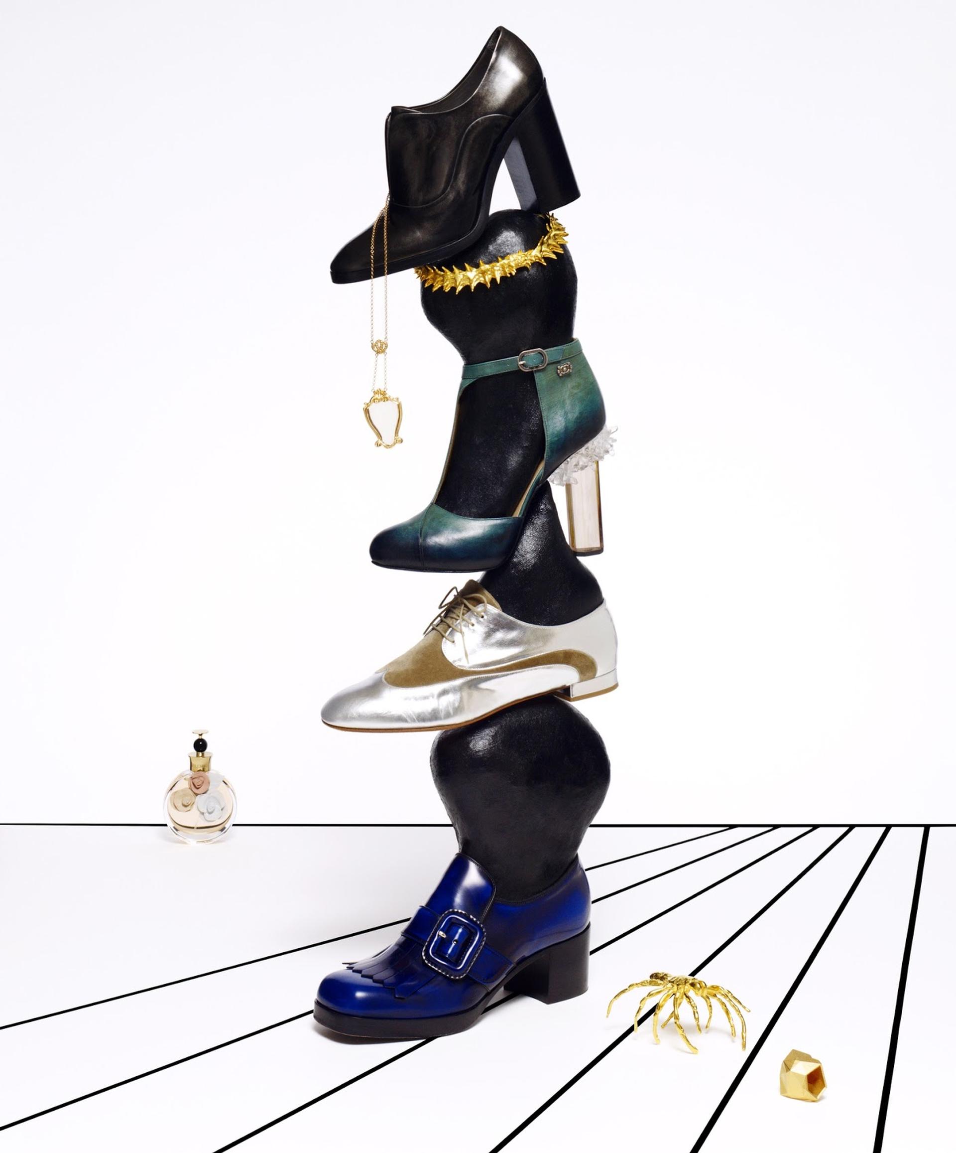 copyright Bela Borsodi - Bullett Volume 9