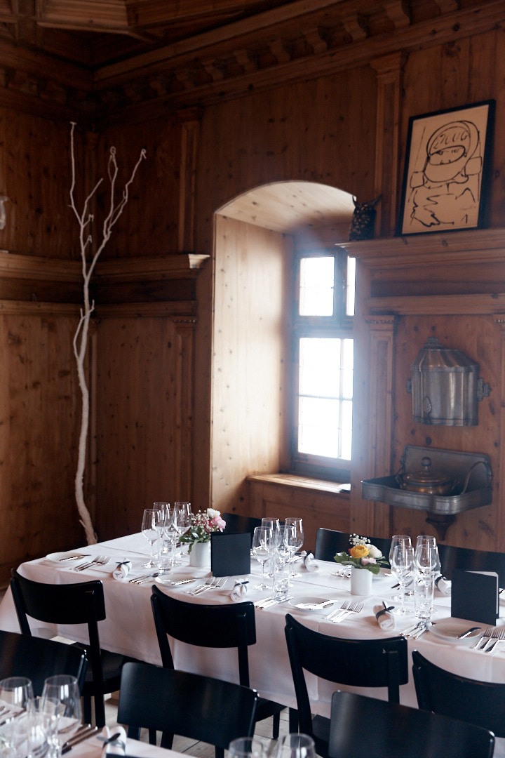 copyright Maurice Haas - Happy Birthday Not Vital