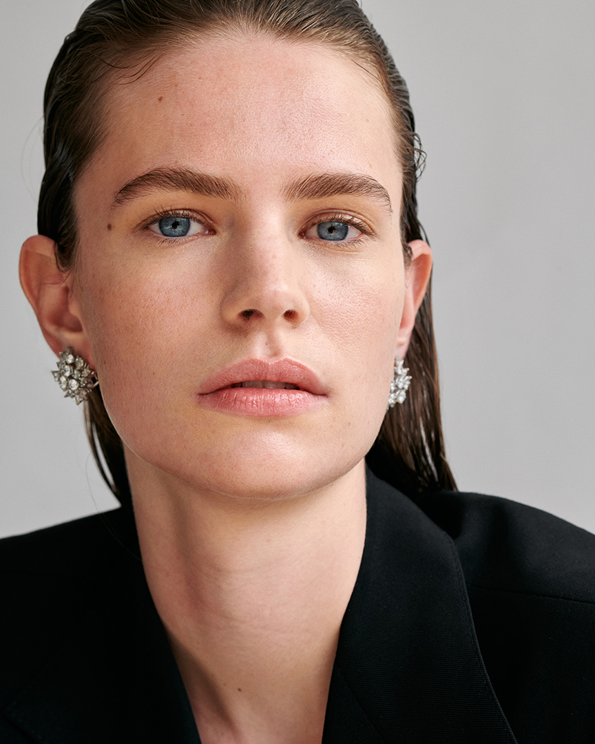 copyright Nadine Ottawa - Helena