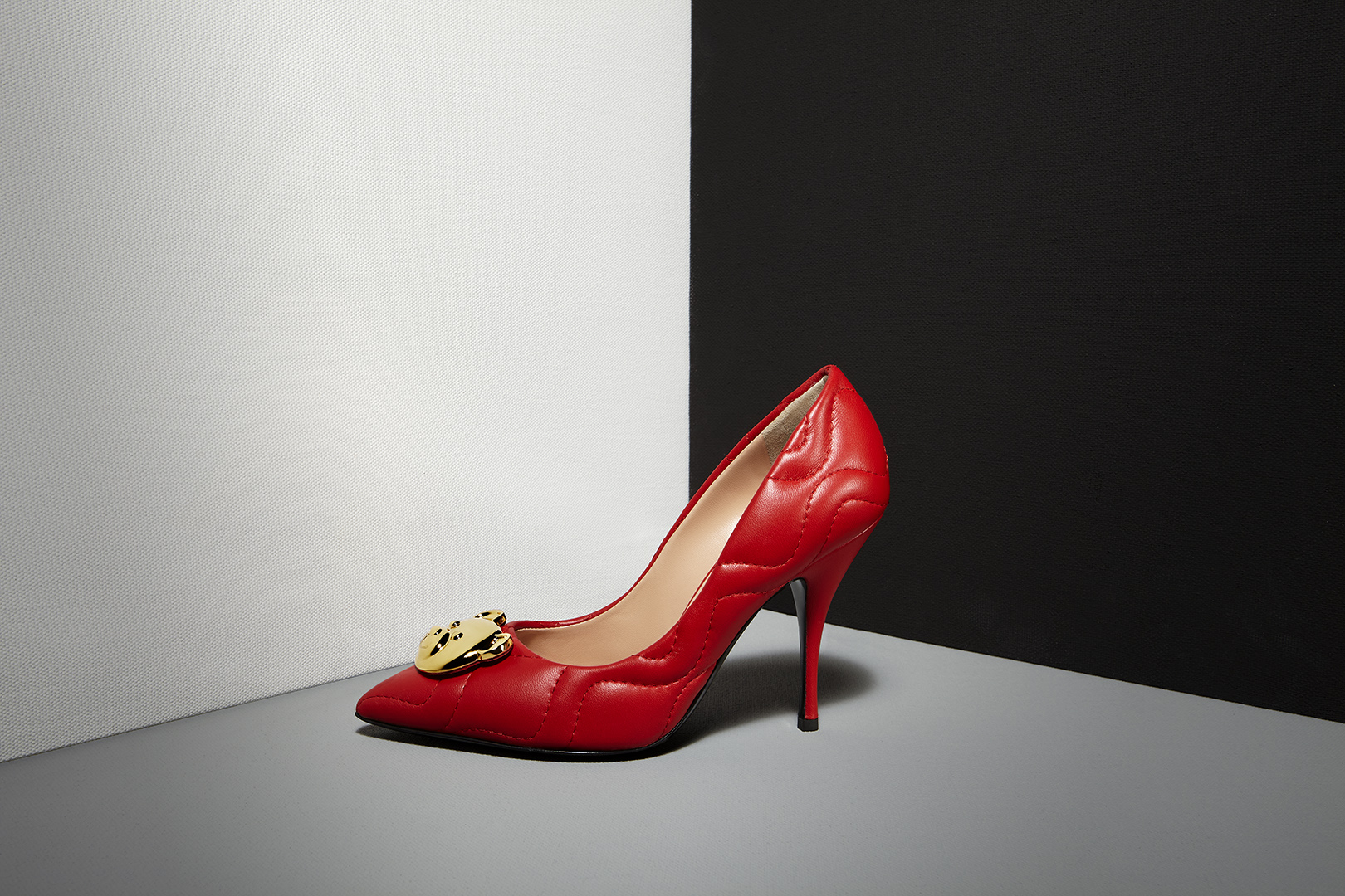 copyright Oriani & Origone - Moschino