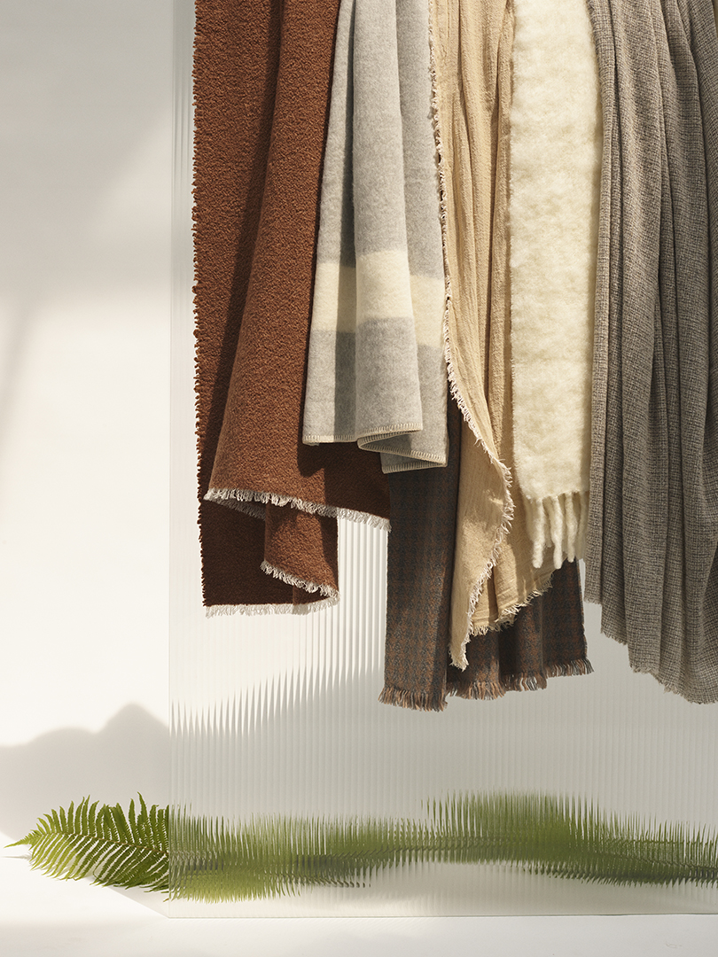 copyright Nadine Ottawa - Globus – Fall 2023