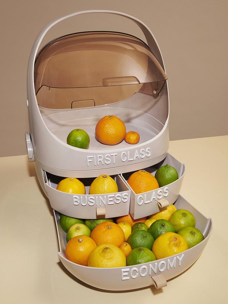 copyright Bela Borsodi - Class System