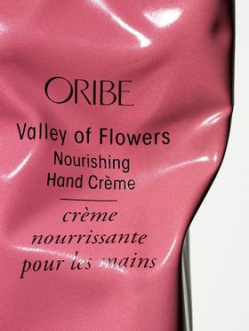 copyright Stephanie Dinkel - Oribe – Hands